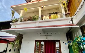 Rajatheeram Beach Homestay & Backwater Cruise Alleppey